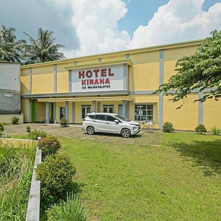 Oyo 92483 Hotel Kirana 살라티가 외부 사진