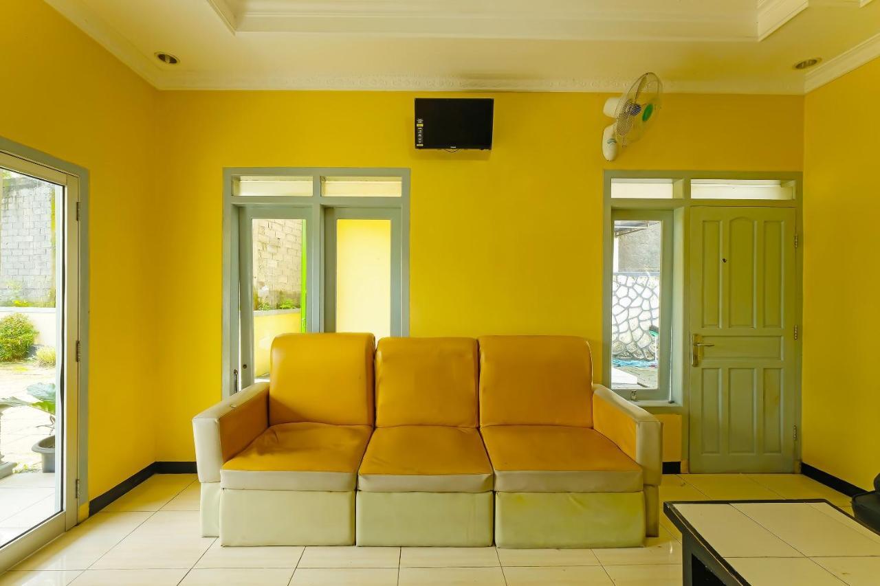 Oyo 92483 Hotel Kirana 살라티가 외부 사진